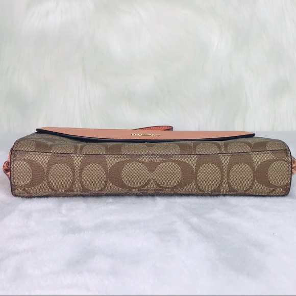 Coach Flap Signature Clutch wristlet wallet in subtle coral color leather! NWOT - Picture 8 of 13